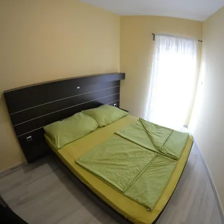 Kanizaj Guest house 3*