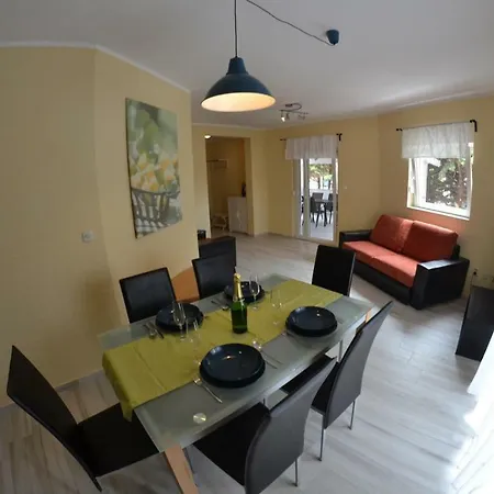 Guest house Kanizaj 3*